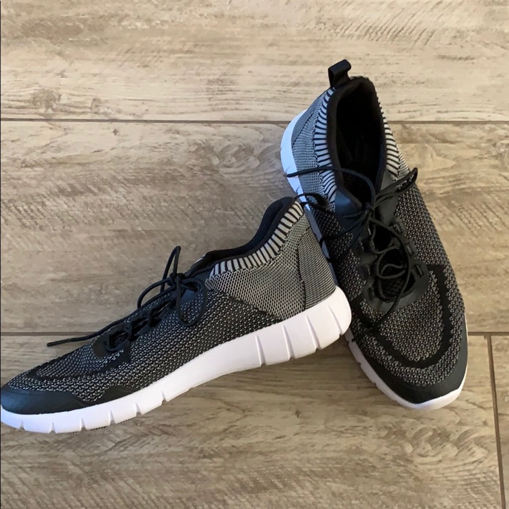 Men’s H&M sneakers 8.5